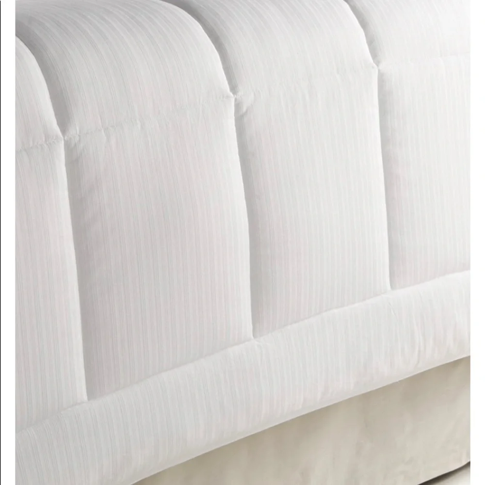 Charter Club  light Weight down comforter